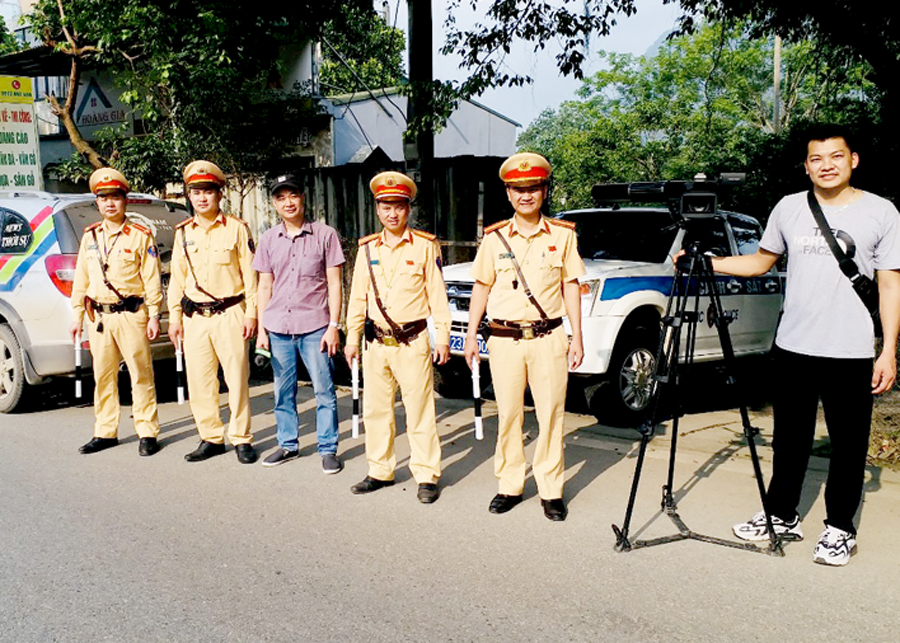Công an huyện Vị Xuyên ra quân tuần tra, kiểm soát đảm bảo trật tự an toàn giao thông.
