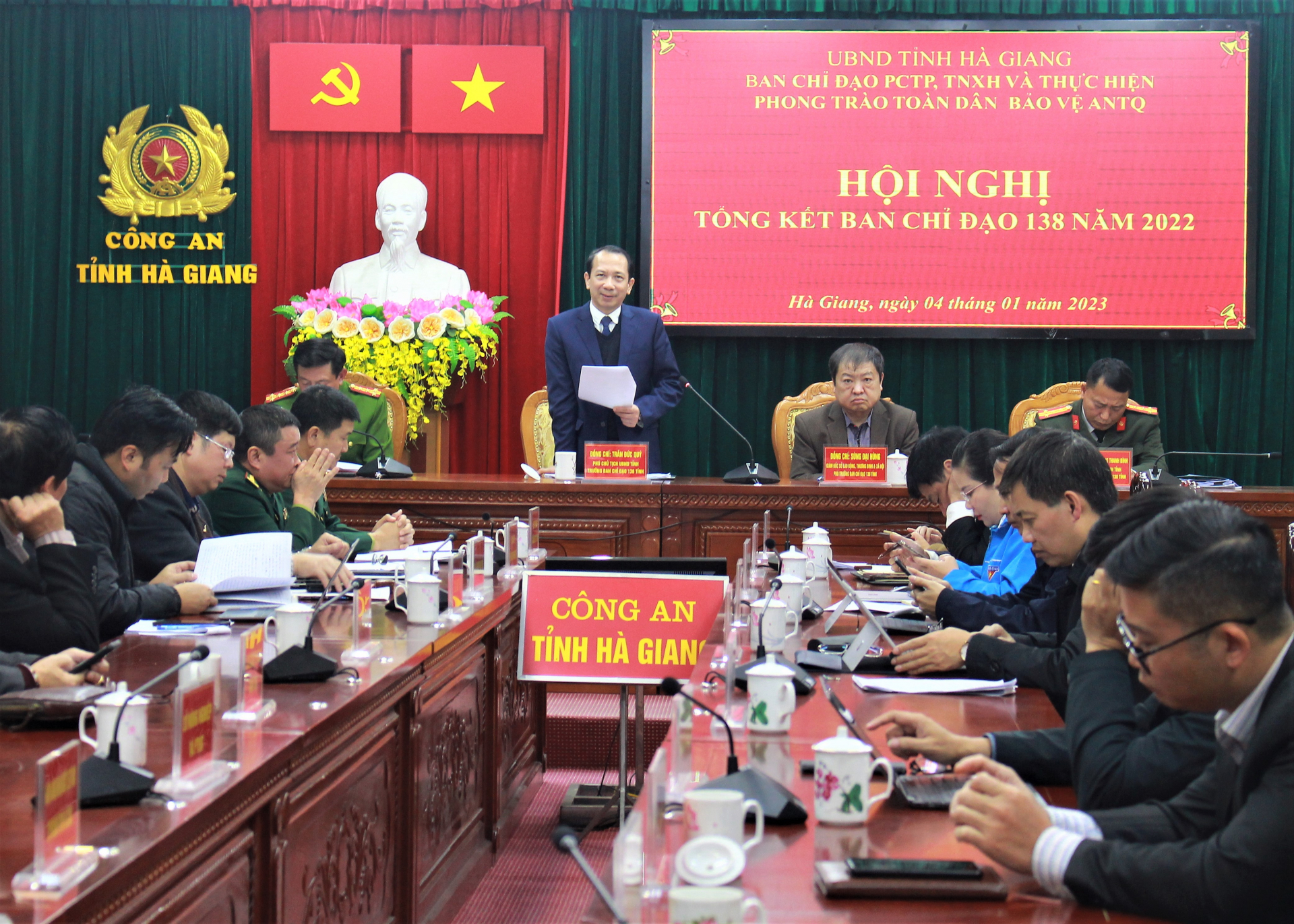 Phó Chủ tịch UBND tỉnh Trần Đức Quý kết luận hội nghị