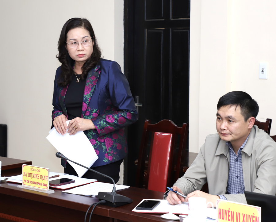 Phó Chủ tịch UBND tỉnh Hà Thị Minh Hạnh phát biểu ý kiến về các nội dung kiến nghị của công dân
