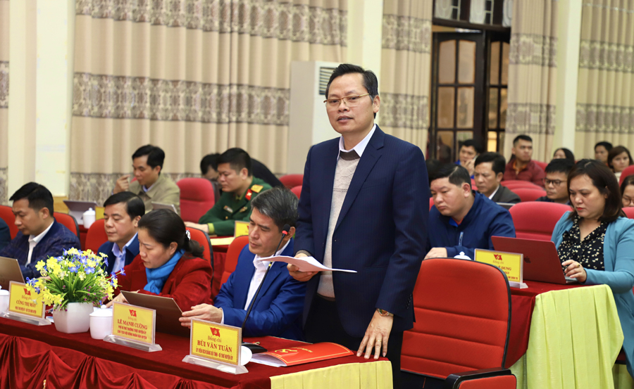Bí thư Huyện ủy Bắc Mê Bùi Văn Tuân báo cáo kết quả lãnh đạo, chỉ đạo của huyện năm 2022, phương hướng nhiệm vụ năm 2023
