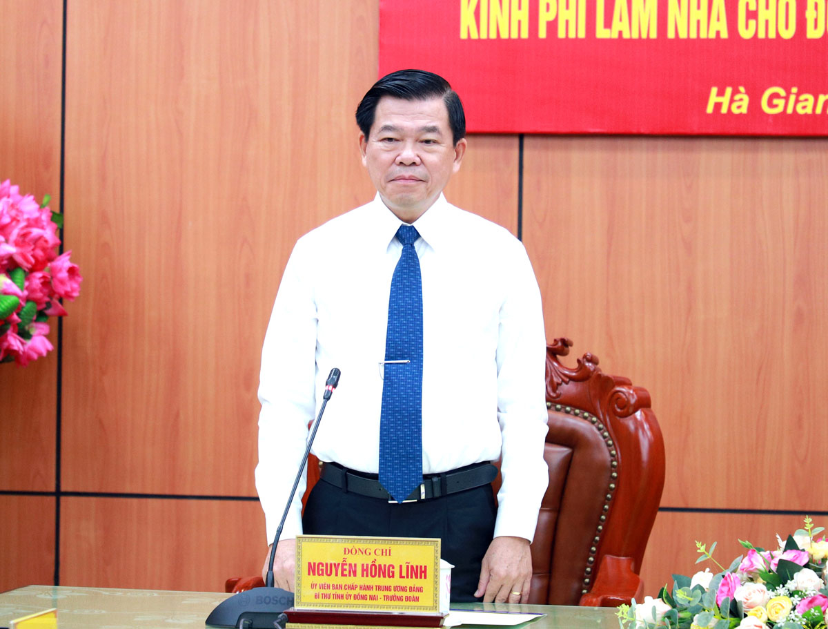 Bí thư Tỉnh ủy Đồng Nai Nguyễn Hồng Lĩnh phát biểu tại buổi làm việc.
