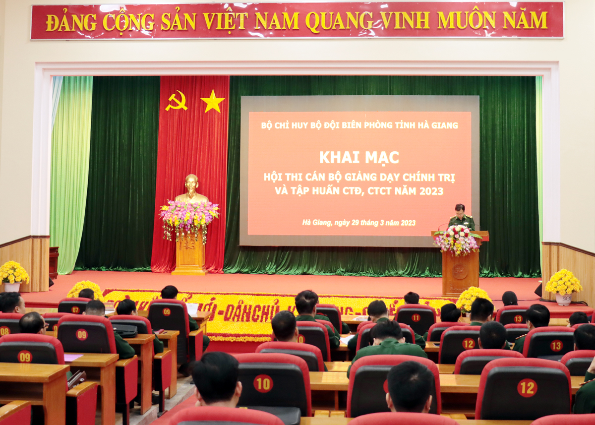 Quang cảnh Hội thi cán bộ giảng dạy chính trị và lớp tập huấn công tác Đảng, công tác chính trị năm 2023.