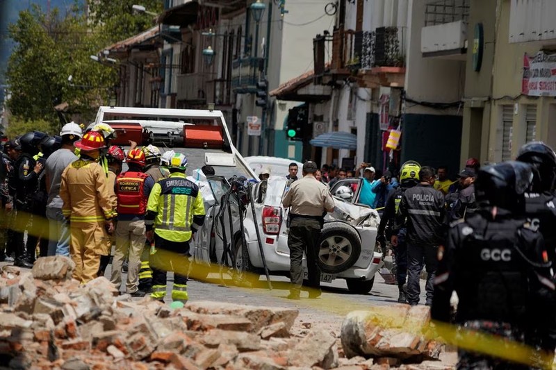 Đống đổ nát tại Cuenca, Ecuador sau trận động đất ngày 18/3/2023.