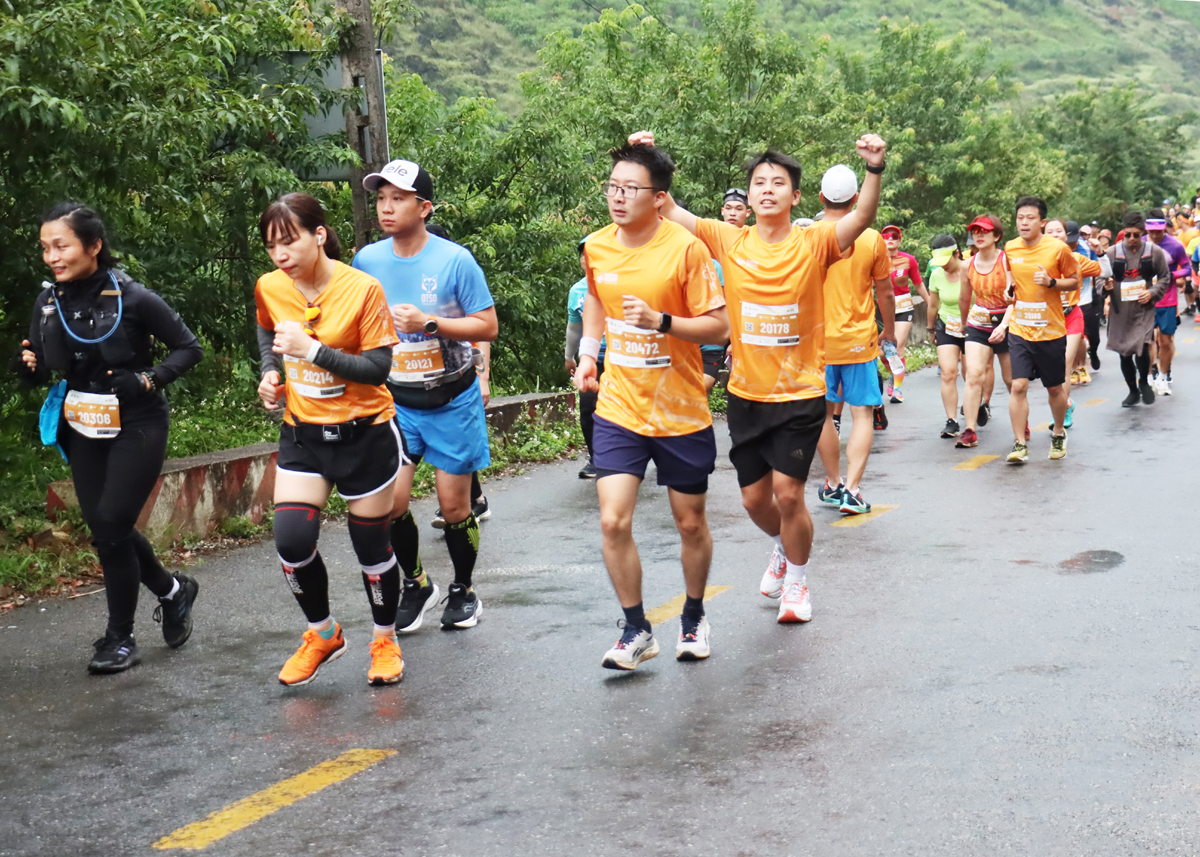 Giải Marathon quốc tế “Chạy trên cung đường Hạnh phúc” tỉnh Hà Giang lần thứ V năm 2023 dự kiến có khoảng 3.000 vận động viên trong nước và quốc tế tham gia.