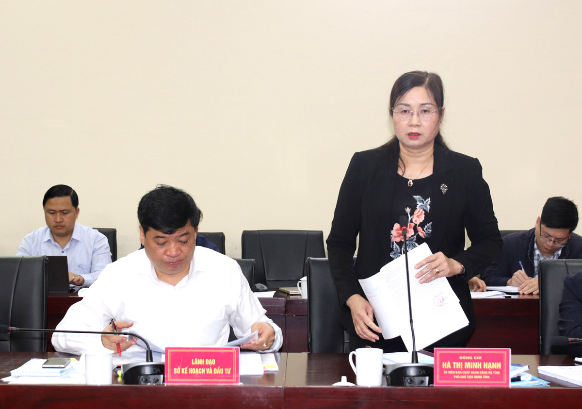 Phó Chủ tịch UBND tỉnh Hà Thị Minh Hạnh đề nghị huyện Bắc Quang tập trung các giải pháp đẩy nhanh tiến độ thực hiện 3 chương trình mục tiêu quốc gia và các dự án trọng điểm trên địa bàn huyện.
