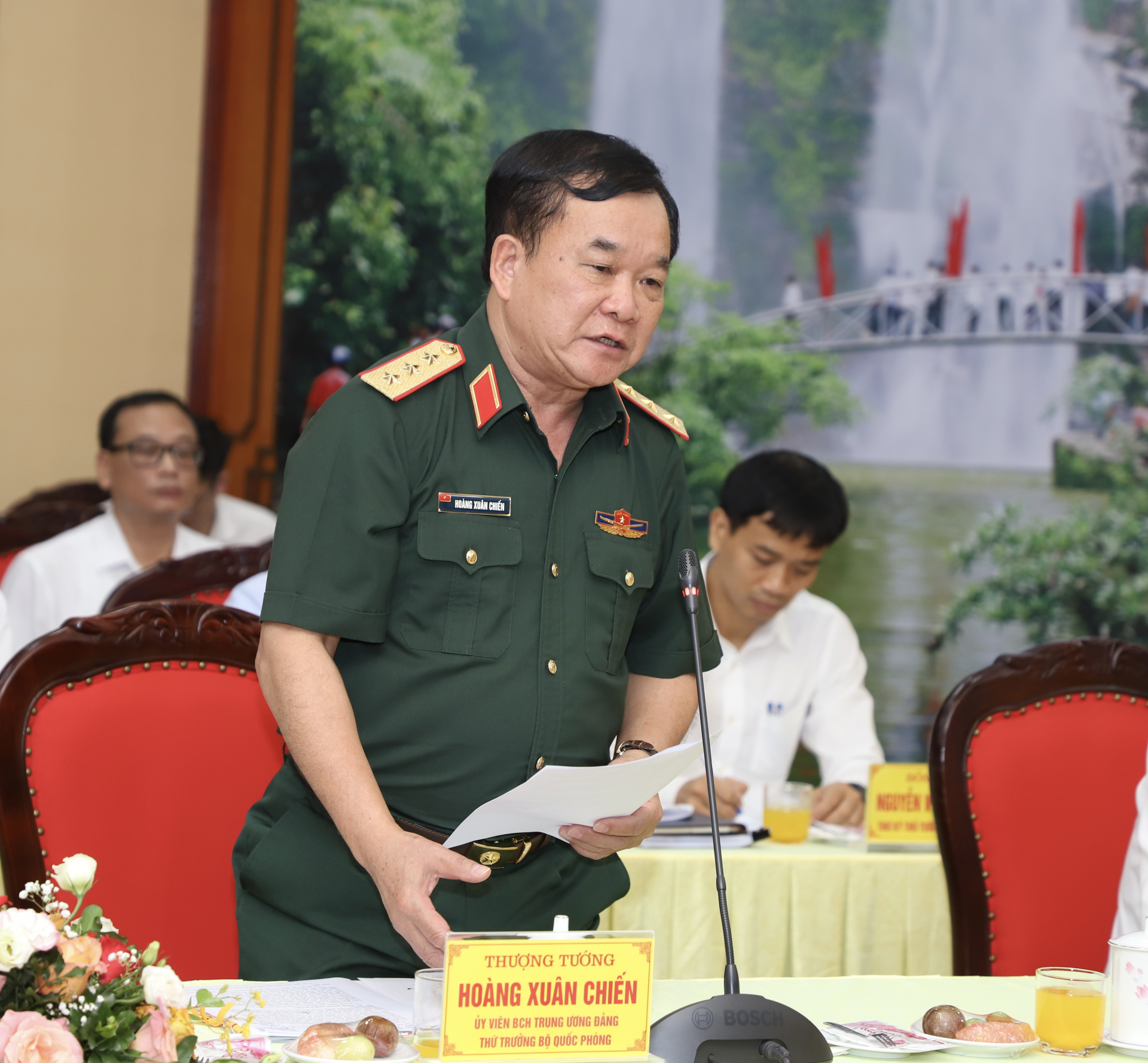 Thượng tướng Hoàng Xuân Chiến, Thứ trưởng Bộ Quốc phòng phát biểu tại buổi làm việc