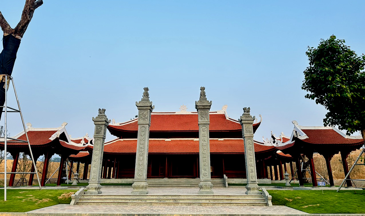 Chùa Báo Ân hiện ra với phong cách kiến trúc mang đậm nét chùa cổ Bắc Bộ.