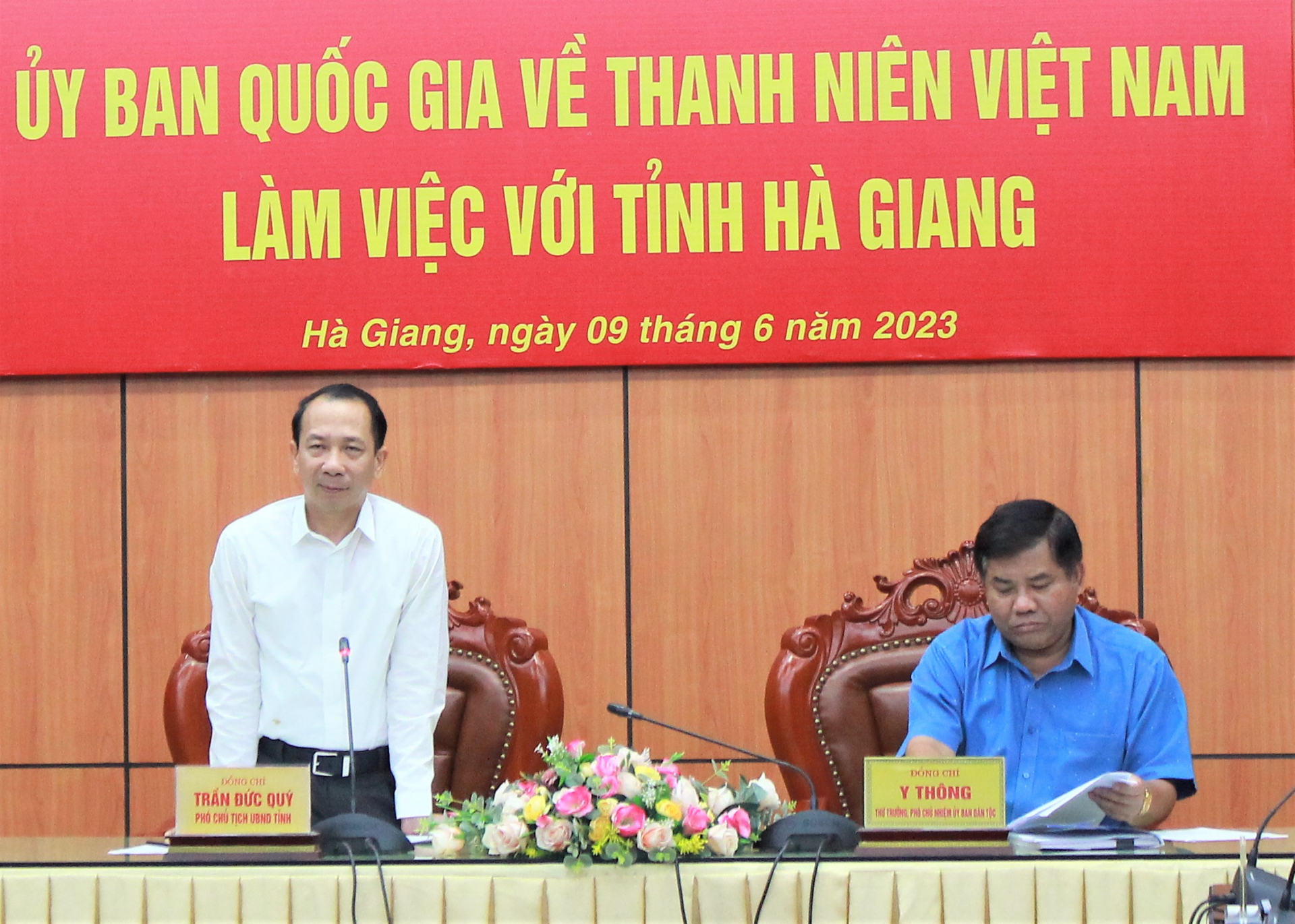 Phó Chủ tịch UBND tỉnh Trần Đức Quý phát biểu tại buổi làm việc