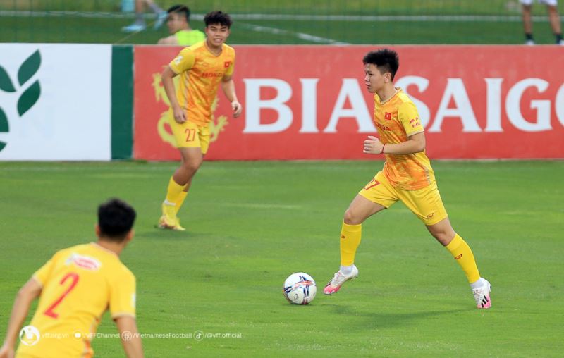 Một số hình ảnh đội tuyển Việt Nam và U23 Việt Nam tập luyện.