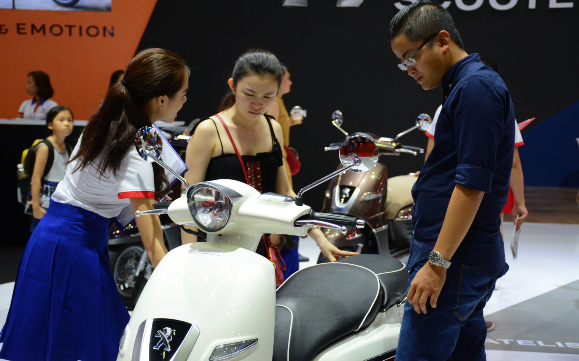 Người Việt đang giảm mua sắm xe máy