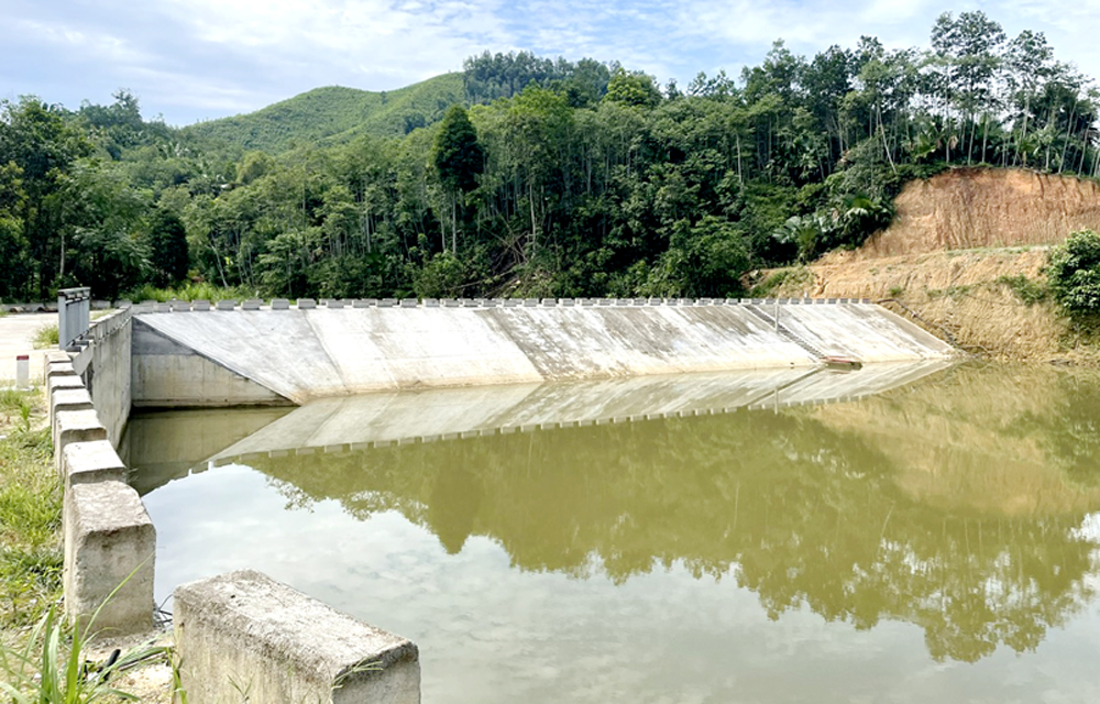 Công trình hồ, đập Kim Tiến, xã Bằng Hành (Bắc Quang) vừa được cải tạo, nâng cấp.