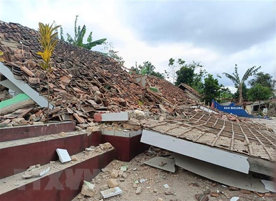 Các ngôi nhà bị phá hủy sau trận động đất ở thị trấn Cianjur thuộc tỉnh Tây Java, Indonesia ngày 21/11/2022. 