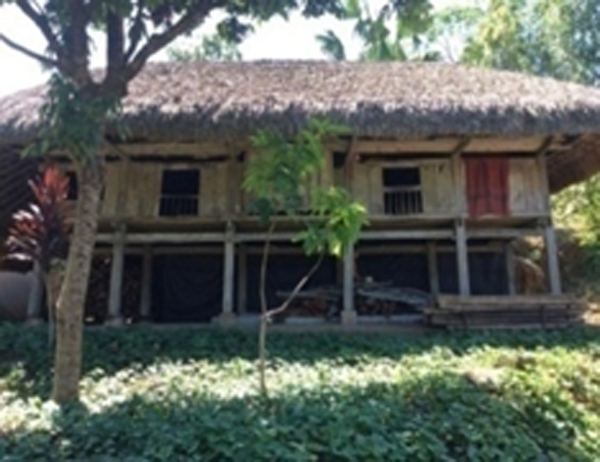 Ngôi nhà trước khi xây dựng của ông Đặng Văn Tống, thôn Nặm Thín, xã Quảng Ngần.