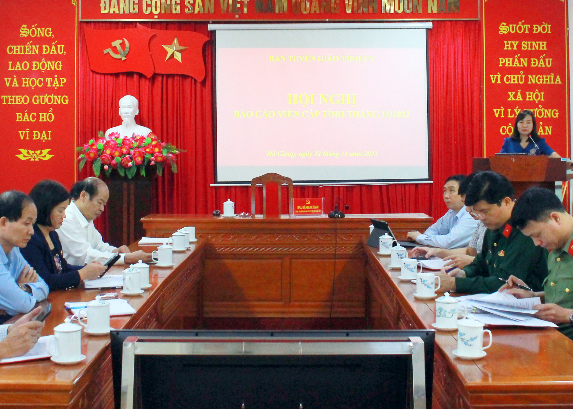 Đồng chí Đặng Ái Xoan, Phó trưởng ban Tuyên giáo Tỉnh ủy định hướng tuyên truyền trong thời gian tới.