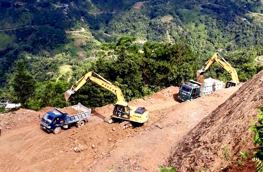 Bằng sự quyết tâm, quyết liệt, dự án cải tạo, nâng cấp tuyến đường Bắc Quang - Xín Mần đang được đẩy nhanh tiến độ.