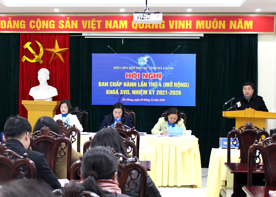 Đồng chí Nguyễn Mạnh Dũng, Phó Bí thư Tỉnh ủy phát biểu tại Hội nghị
