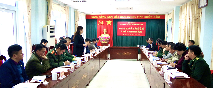 Buổi làm việc của đoàn công tác Ủy ban Hợp tác quản lý cửa khẩu với tỉnh Hà Giang.
