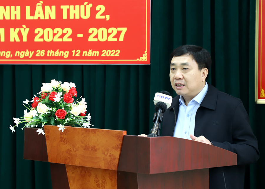 Đồng chí Nguyễn Mạnh Dũng, Phó Bí thư Tỉnh ủy phát biểu tại hội nghị.


