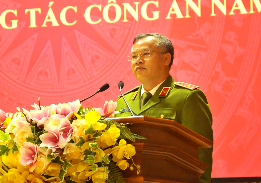 Thứ trướng Bộ Công an Nguyễn Văn Long phát biểu tại hội nghị.
