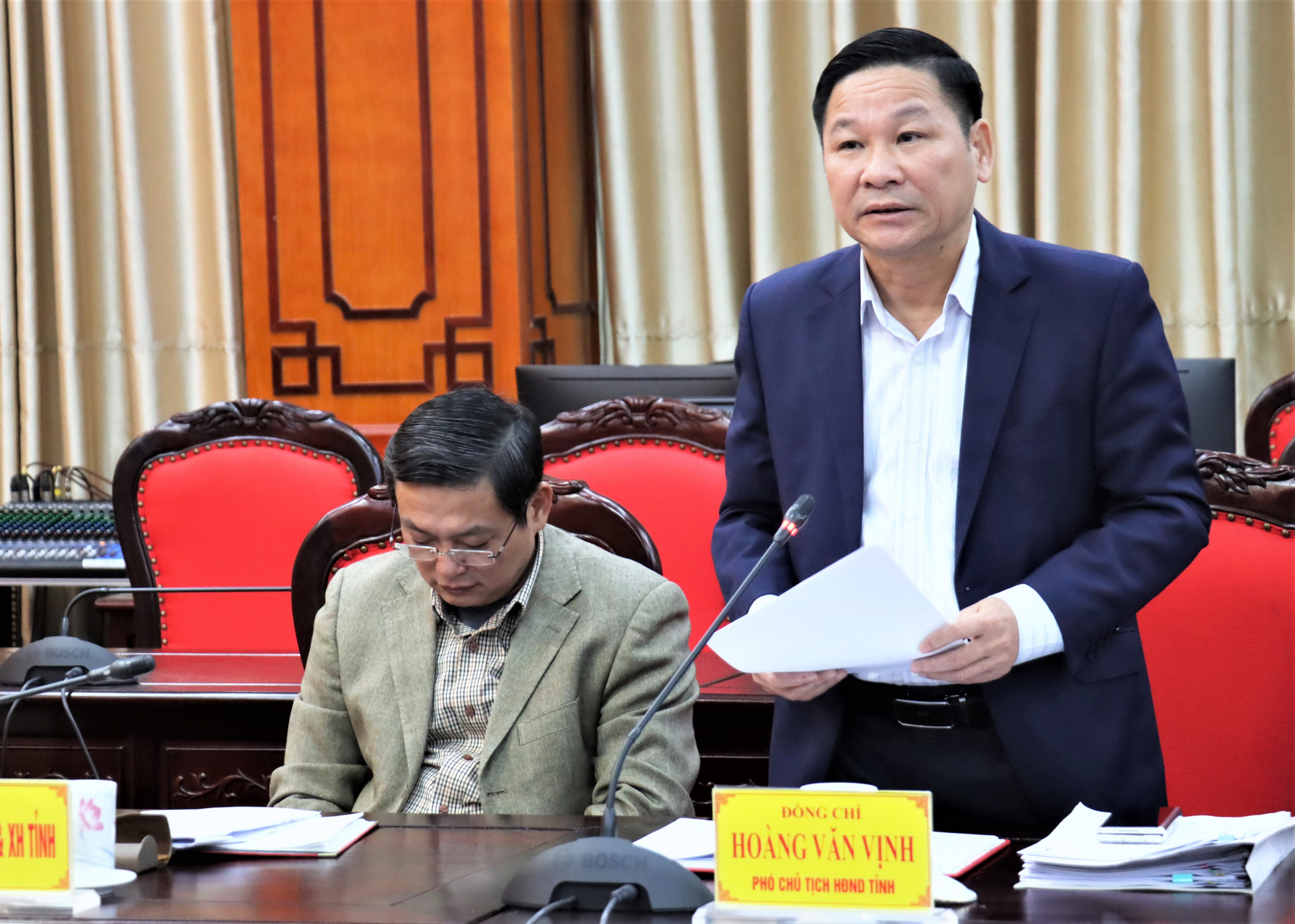 Phó Chủ tịch HĐND tỉnh Hoàng văn Vịnh phát biểu tại buổi làm việc.
