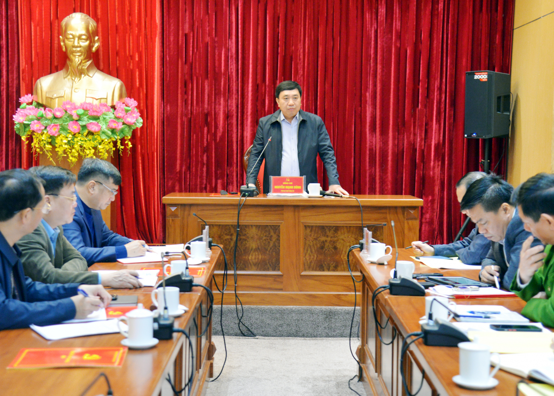 Phó Bí thư Tỉnh ủy Nguyễn Mạnh Dũng phát biểu kết luận buổi làm việc.