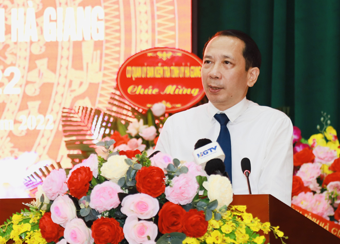 Phó Chủ tịch UBND tỉnh Trần Đức Quý phát biểu tại buổi lễ