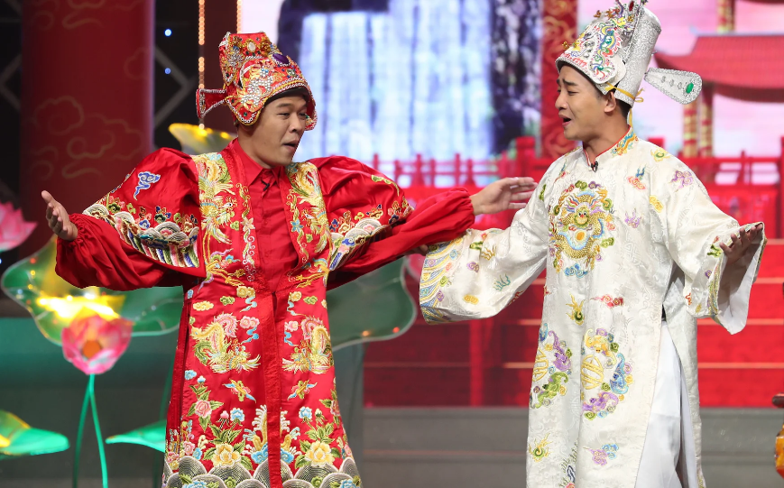 Duy Nam - Trung Ruồi (ảnh phải) thay vai trò của Xuân Bắc và Công Lý trong chương trình.