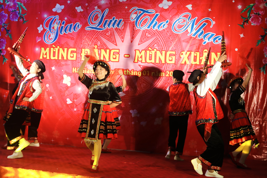 Tiết mục múa mang đậm bản sắc văn hóa các dân tộc tỉnh Hà Giang