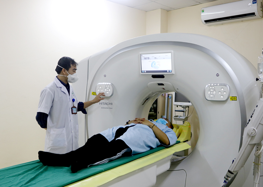 Máy chụp cắt lớp vi tính 128 dãy chẩn đoán bệnh chấn thương sọ não, bụng, cột sống, u phổi, u não…

