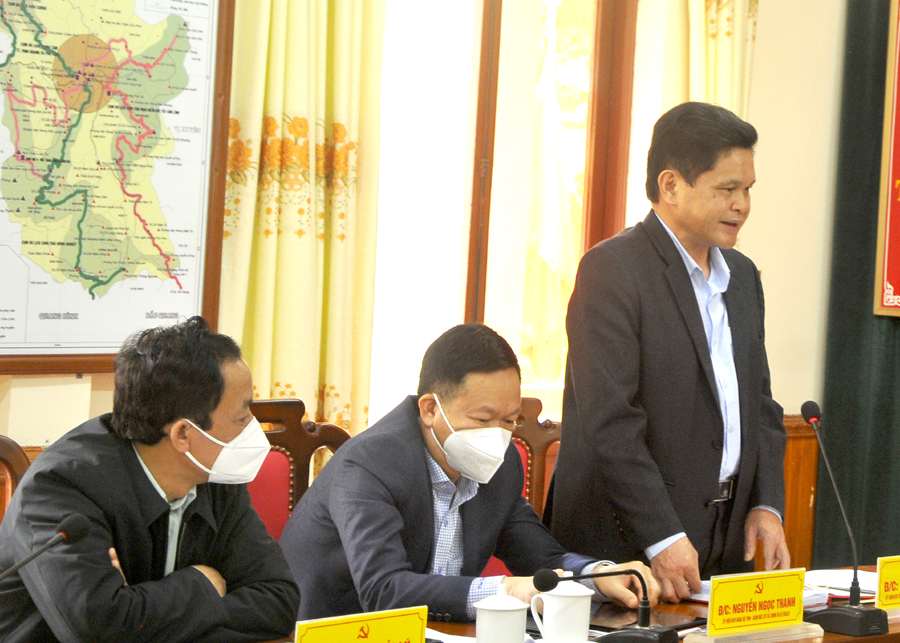 Chủ tịch Ủy ban MTTQ tỉnh Vàng Seo Cón đề nghị huyện Hoàng Su Phì tập trung các giải pháp thực hiện thắng lợi mục tiêu đặt ra trong năm 2022.