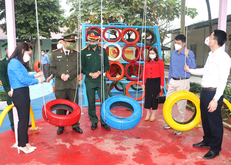  Công trình vui chơi cho trẻ em Trường Mầm non xã Đồng Yên (Bắc Quang) vừa hoàn thành.
