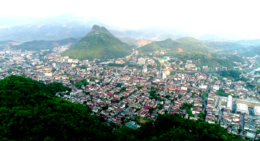 Thành phố Hà Giang nhìn từ trên cao.
