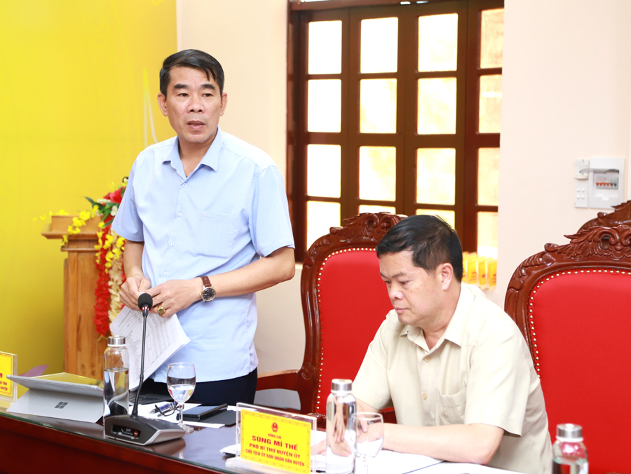 Bí thư Huyện ủy Yên Minh Ngô Xuân Nam thông tin thêm công tác lãnh đạo chỉ đạo của huyện trong công tác quản lý, bảo vệ rừng
