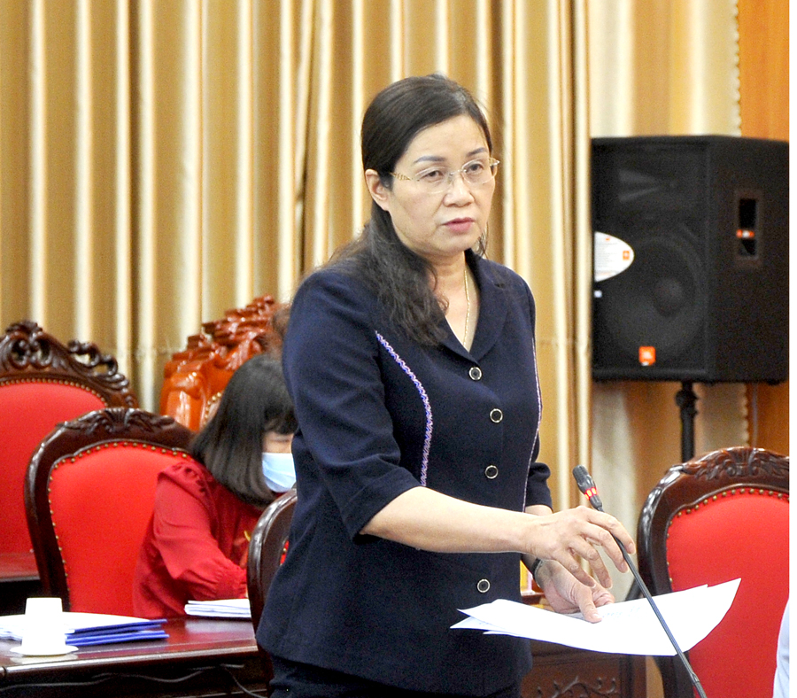 Phó Chủ tịch UBND tỉnh Hà Thị Minh Hạnh đề nghị đơn vị tư vấn cần có sự liên kết tổng thể giữa các đồ án quy hoạch phân khu và có định hướng, dự báo rõ về tình hình phát triển.
