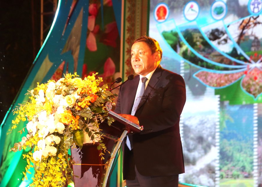 Bộ trưởng Bộ Văn hóa, Thể thao và Du lịch Nguyễn Văn Hùng phát biểu tại buổi Lễ.