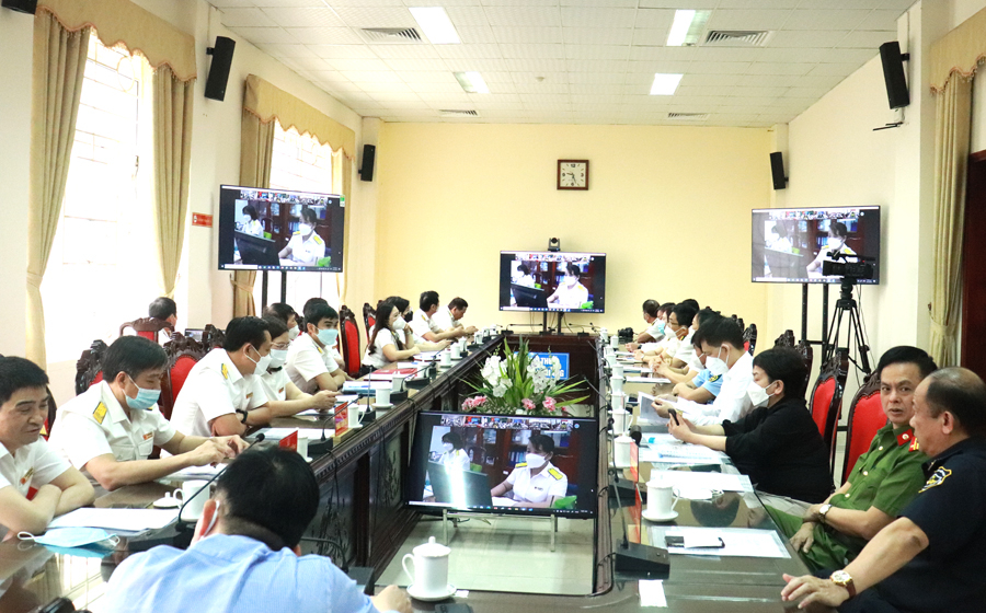 Toàn cảnh hội nghị trực tuyến tại điểm cầu tỉnh Hà Giang
