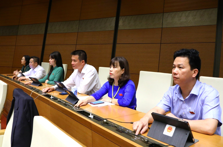 . Đoàn ĐBQH tỉnh Hà Giang dự phiên bế mạc ngày 16.6, kết thúc 3 tuần làm việc thành công tốt đẹp tại Kỳ họp thứ 3, Quốc hội khóa XV.