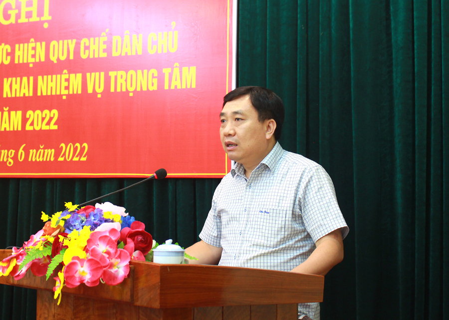 Phó Bí thư Tỉnh ủy Nguyễn Mạnh Dũng phát biểu chỉ đạo tại hội nghị 