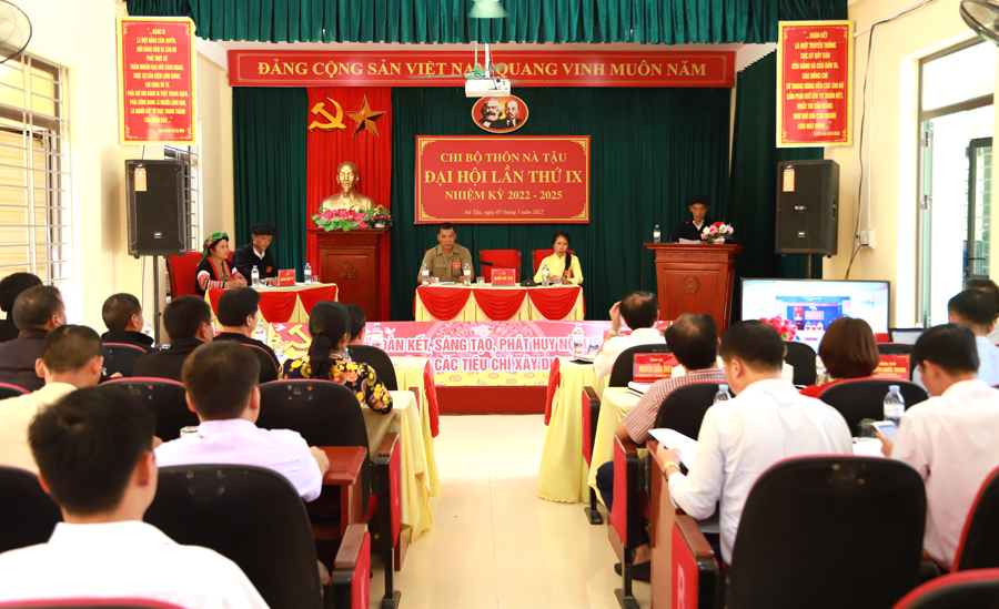 Đại hội Chi bộ thôn Nà Tậu được chọn tổ chức điểm của huyện Yên Minh

