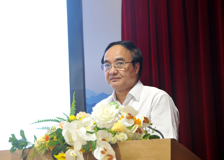 Chủ tịch Hiệp hội Doanh nghiệp tỉnh Phạm Công Nhân phát biểu tại hội nghị.
