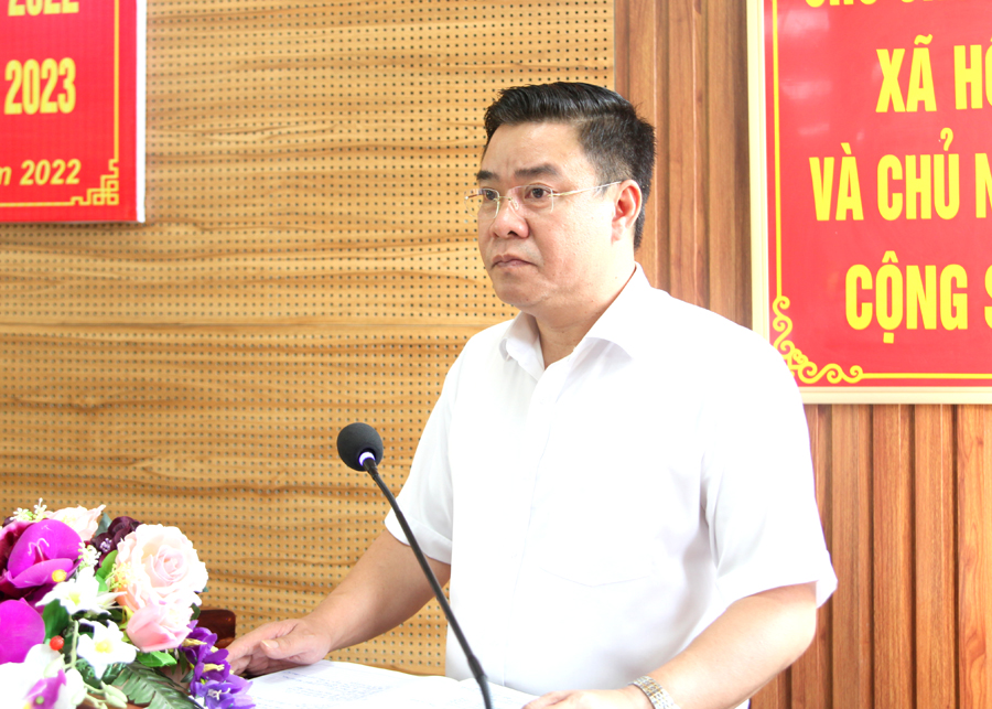 Phó Chủ tịch Thường trực UBND tỉnh Hoàng Gia Long phát biểu chỉ đạo tại hội nghị.
