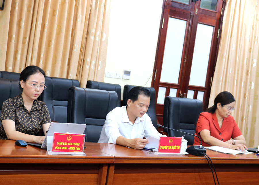 Các đại biểu tham dự phiên chất vấn tại điểm cầu tỉnh Hà Giang
