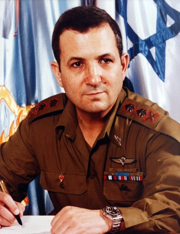 Ông Ehud Barak giữ vị trí tổng tham mưu trưởng quân đội Israel trong các năm 1991-1995. 