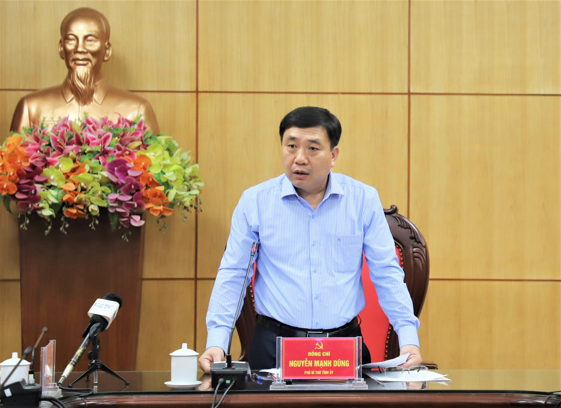 Phó Bí thư Tỉnh ủy Nguyễn Mạnh Dũng phát biểu kết luận buổi họp.