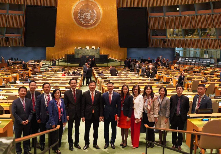 Đoàn Việt Nam tham dự phiên họp bỏ phiếu và công bố kết quả thành viên Hội đồng Nhân quyền Liên Hợp Quốc.