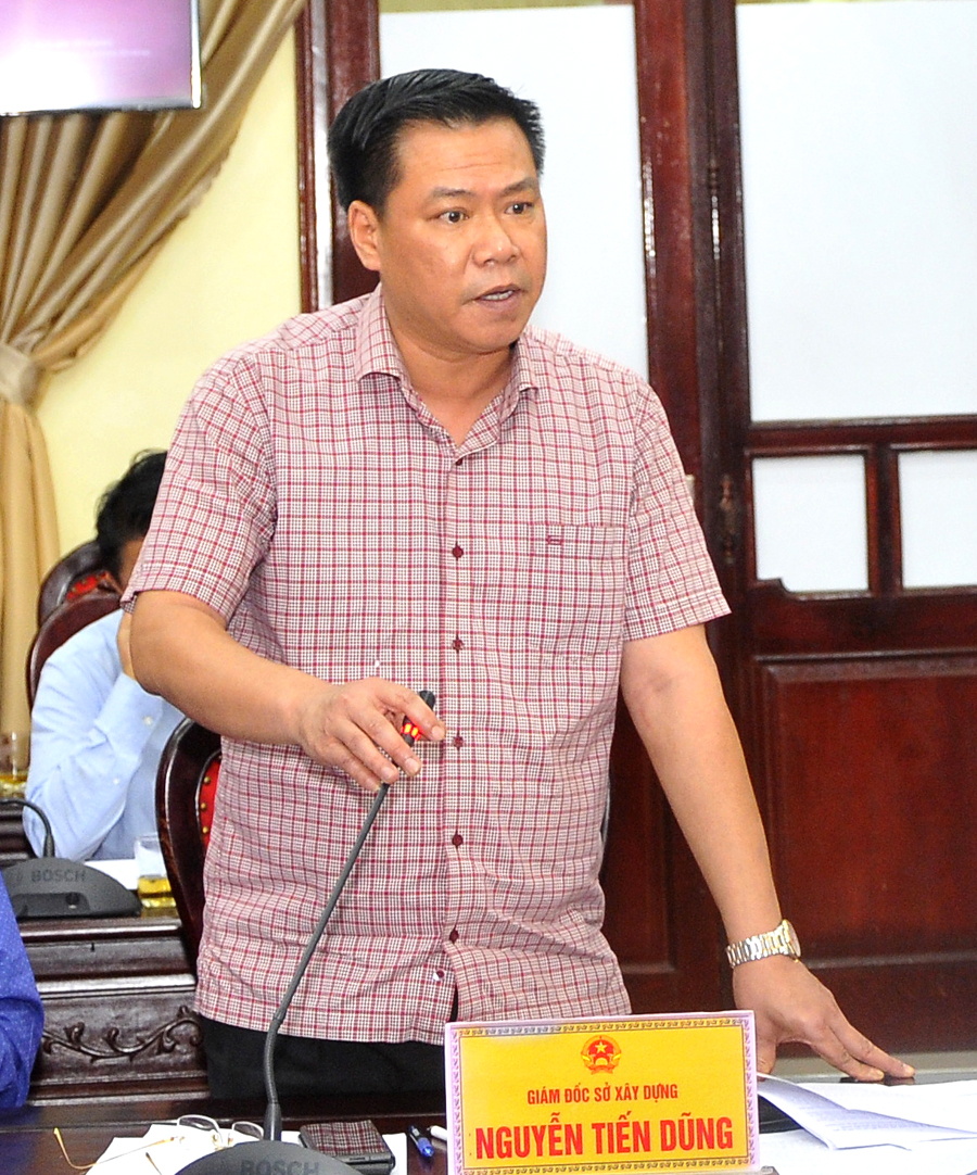 Giám đốc Sở Xây dựng Nguyễn Tiến Dũng đề nghị các ngành, địa phương có sự phối hợp chặt chẽ, thống nhất trong triển khai các nhiệm vụ quy hoạch.