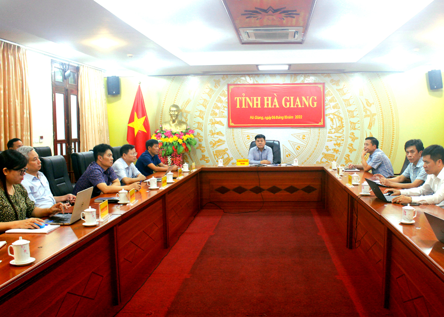 Các đại biểu dự hội nghị tại điểm cầu Hà Giang.
