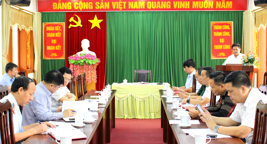 Toàn cảnh buổi làm việc.
