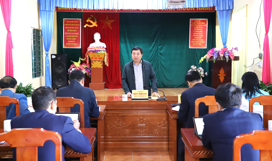 Phó Bí thư Tỉnh ủy Nguyễn Mạnh Dũng phát biểu kết luận tại buổi làm việc.

