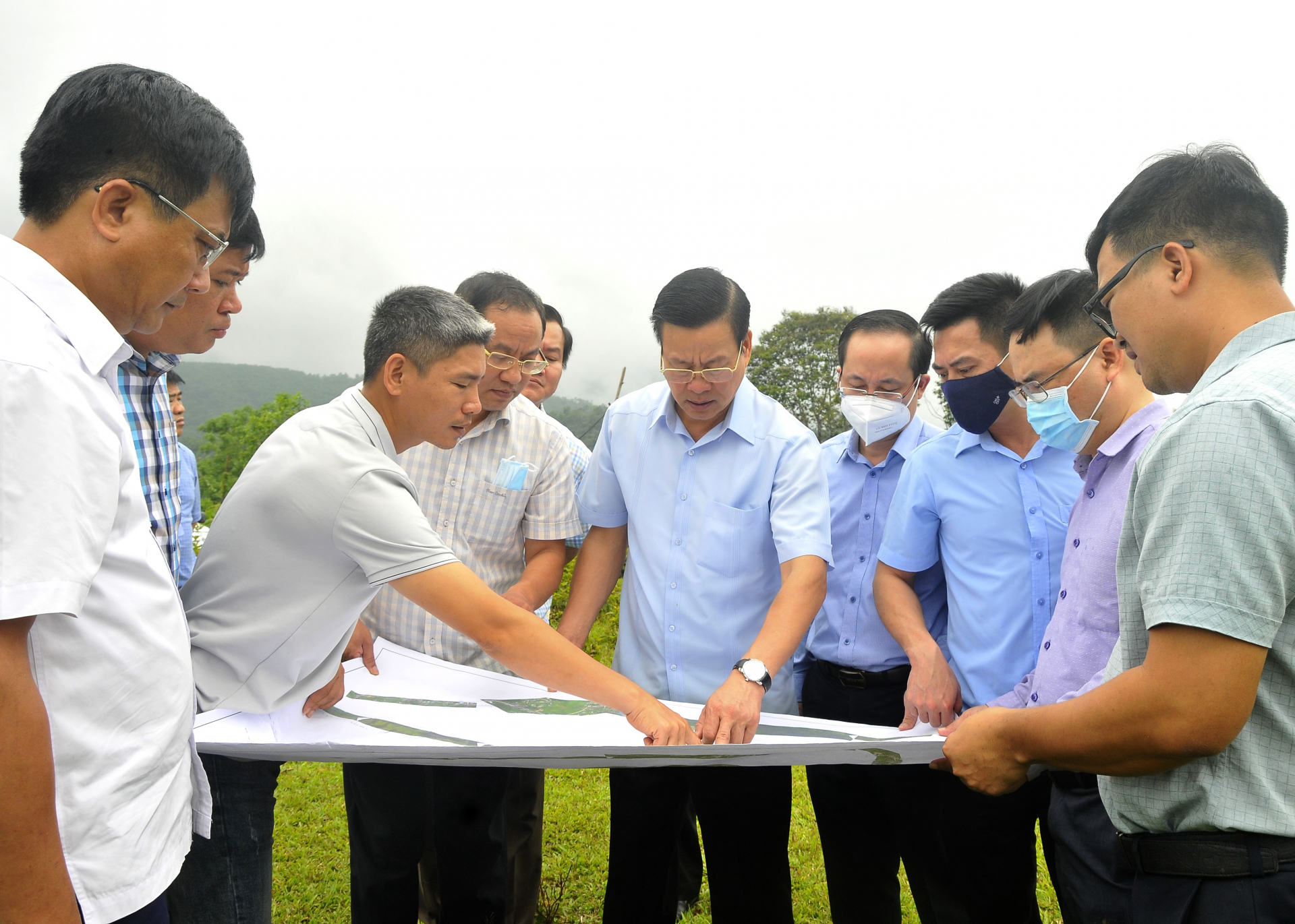 Chủ tịch UBND tỉnh Nguyễn Văn Sơn kiểm tra tiến độ dự án đường cao tốc Tuyên Quang – Hà Giang